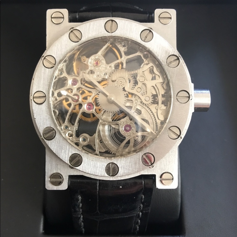 Refined Hardware Watch